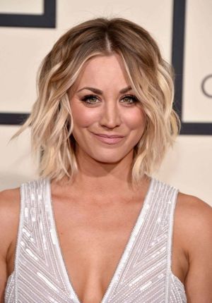 kaley cuoco lingerie, gay porn pictures.